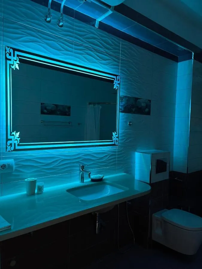 סרנדה Aura Apartment