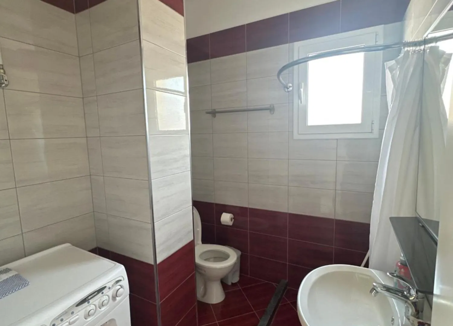 סרנדה Aura Apartment